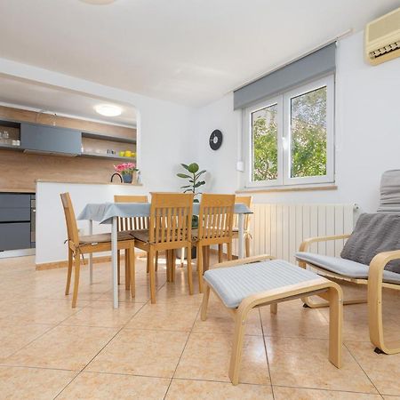 Apartment Dragonja Пула Экстерьер фото
